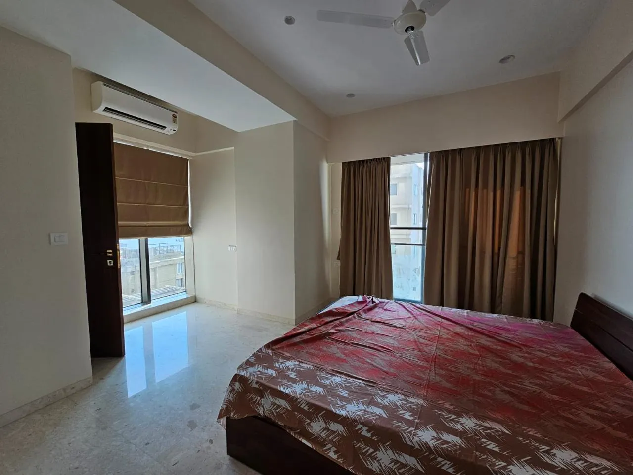 Sagar Resham — Bandra West (13)